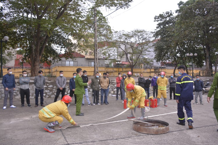 Tập huấn - Bồi dưỡng nghiệp vụ Phòng cháy chữa cháy - Cứu nạn cứu hộ và thực tập phương án chữa cháy năm 2021